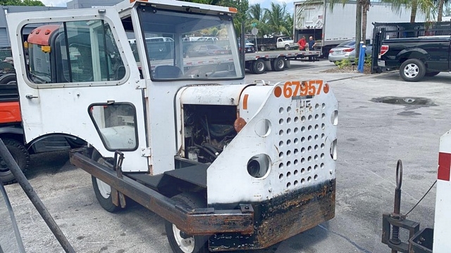 Baggage Tractor Tug MA-50 CAB