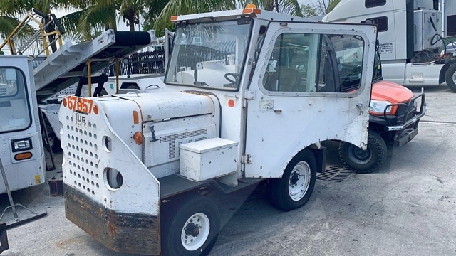 Baggage Tractor Tug MA-50 CAB