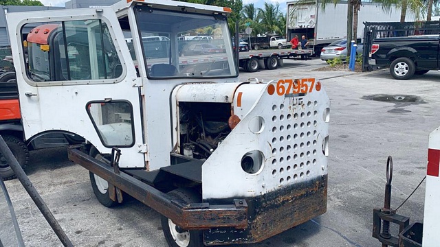 Baggage Tractor Tug MA-50 CAB