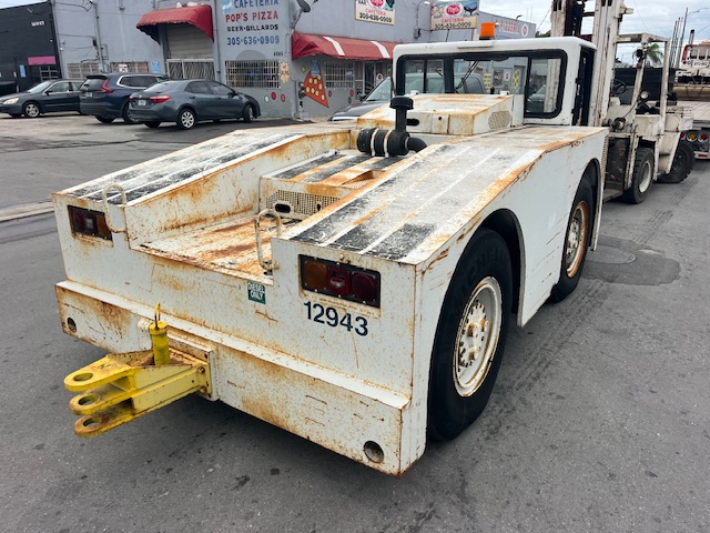 Push Back Tractor FMC B-350