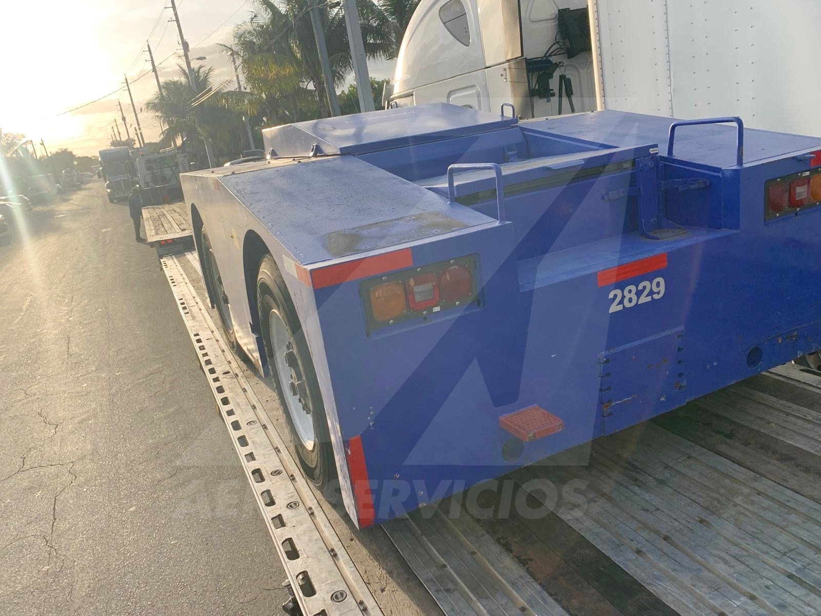 Push Back Tractor FMC B350EL