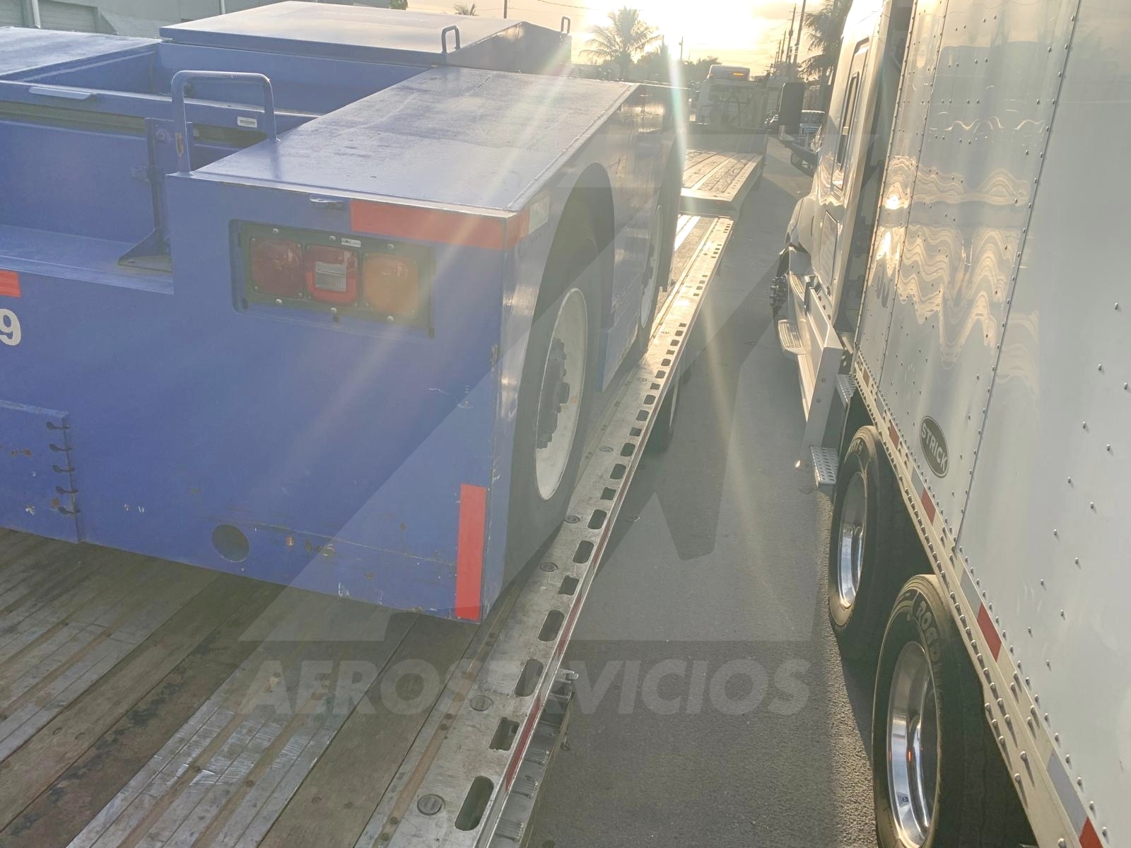 Push Back Tractor FMC B350EL