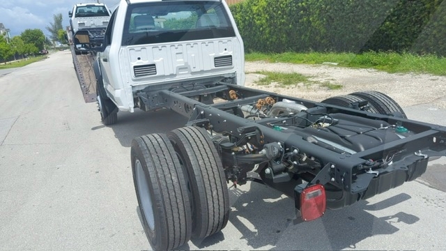 Truck Chassis Ford F-600