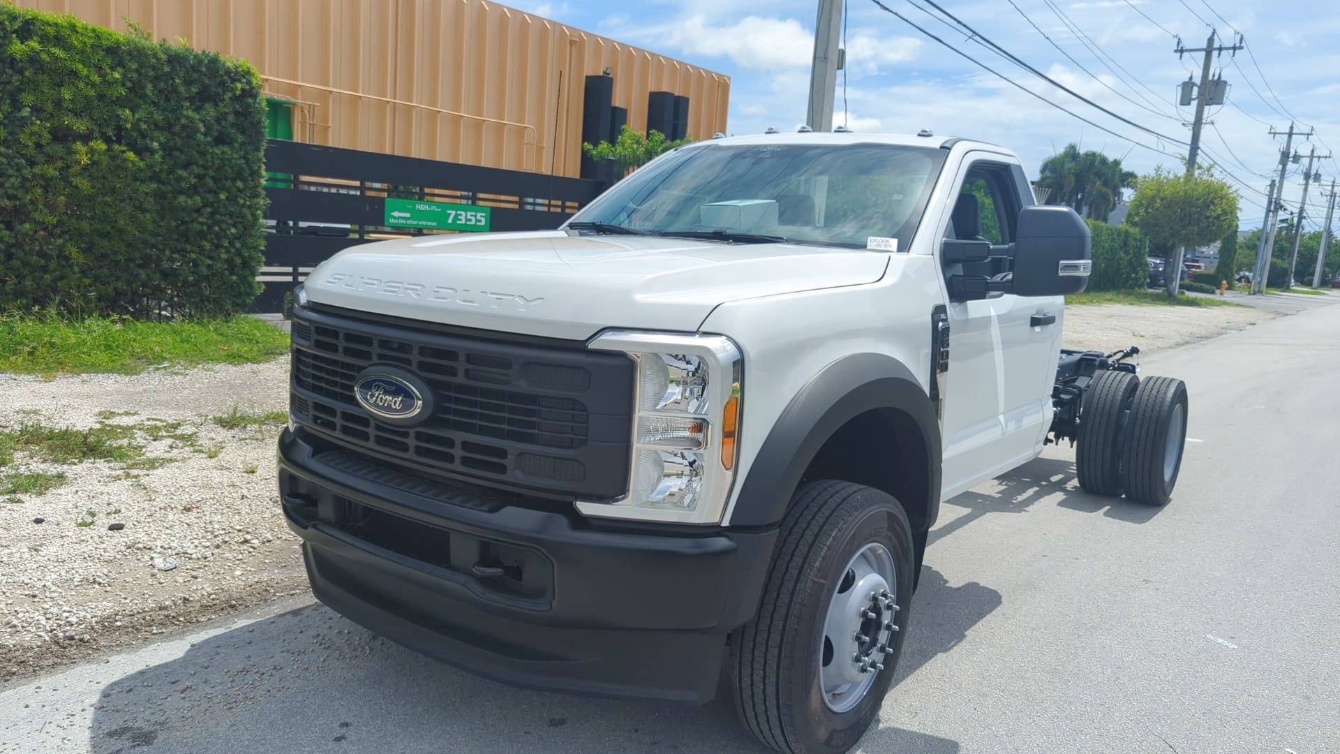 Truck Chassis Ford F-600