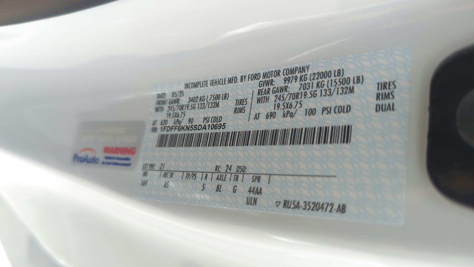 Truck Chassis Ford F-600