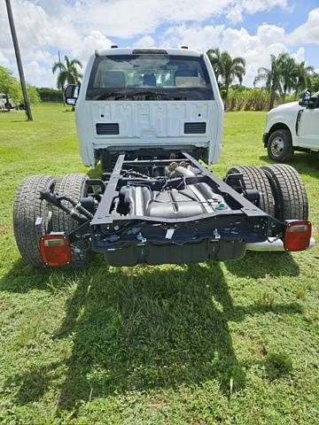 Truck Chassis Ford F-350 XL SD 2024
