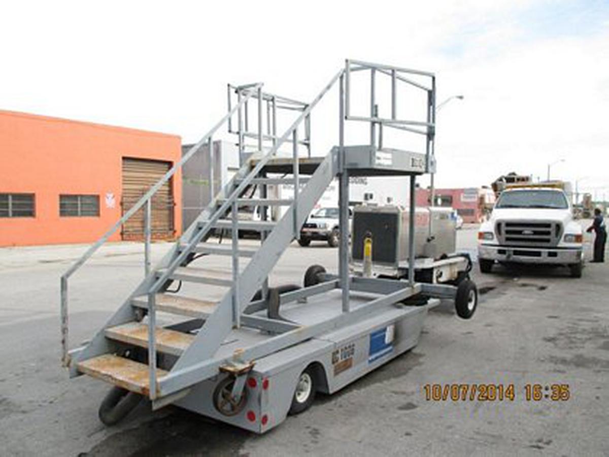 Passenger Stair Bentz Mobile NB146 - 72 inches