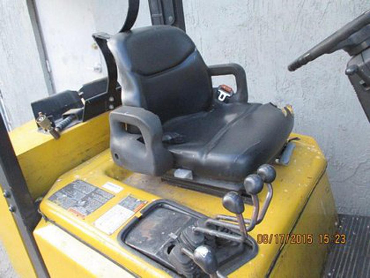Forklift Yale GLC060