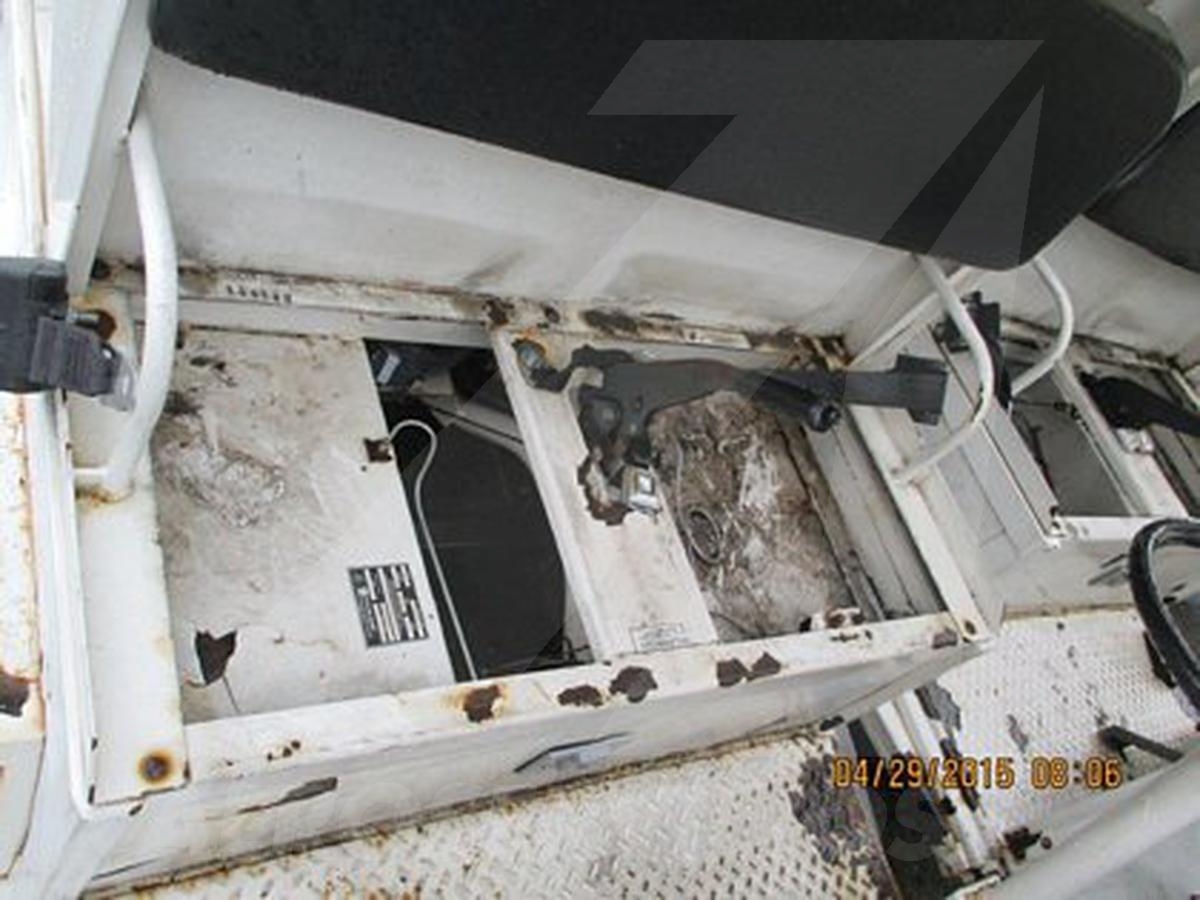 2004 Taylor-Dunn B2-48-TT