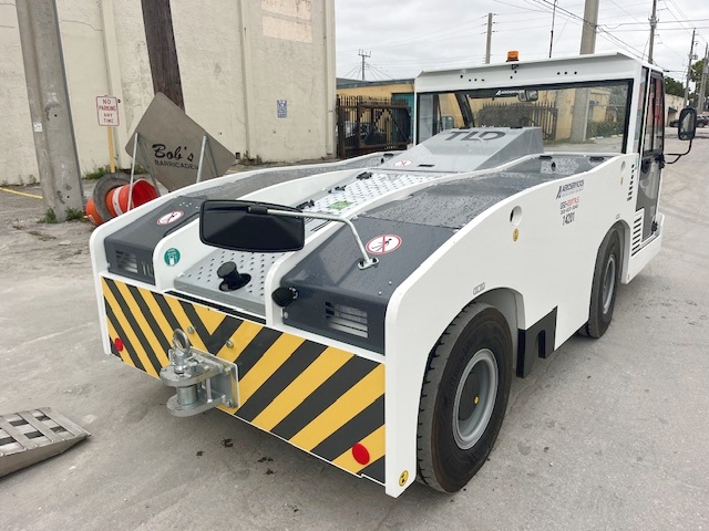 Push Back Tractor TLD TMX-150-15 Tier 4F