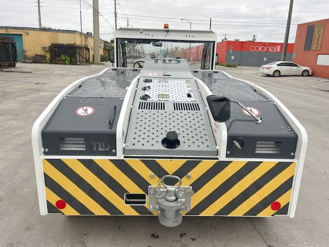 Push Back Tractor TLD TMX-150-15 Tier 4F