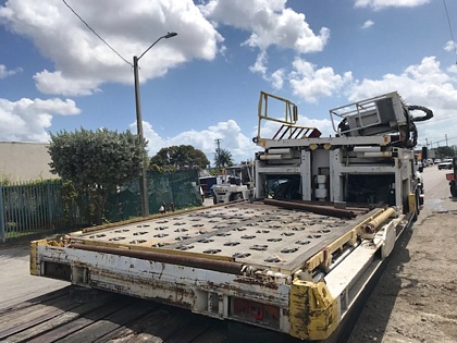 Cargo Loader FMC Commander 15 STD