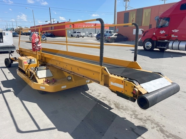 Towable Belt Loader Wasp A01771D-3650