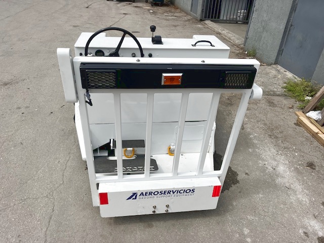 Towbarless Push Back Tractor Lektro AP8750C