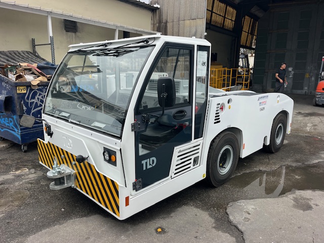 Push Back Tractor TLD TMX-150-15 Tier 4F