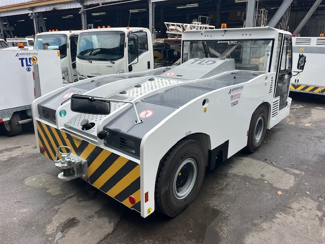 Push Back Tractor TLD TMX-150-15 Tier 4F