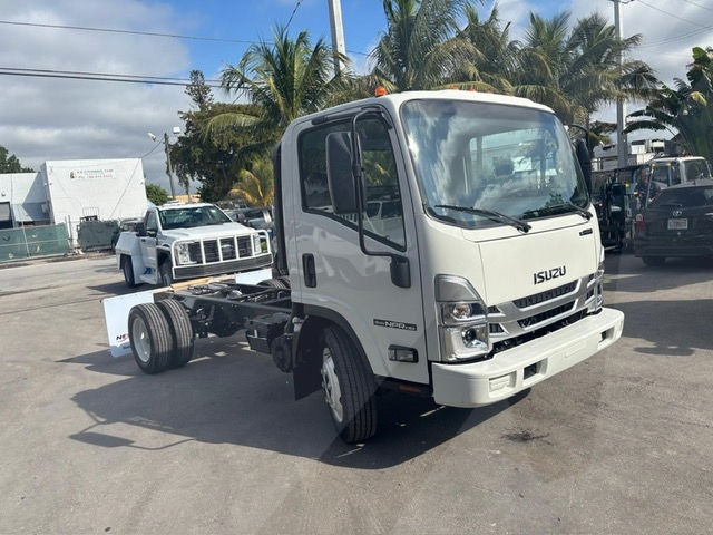 Truck Chassis Isuzu NPR- Gasoline
