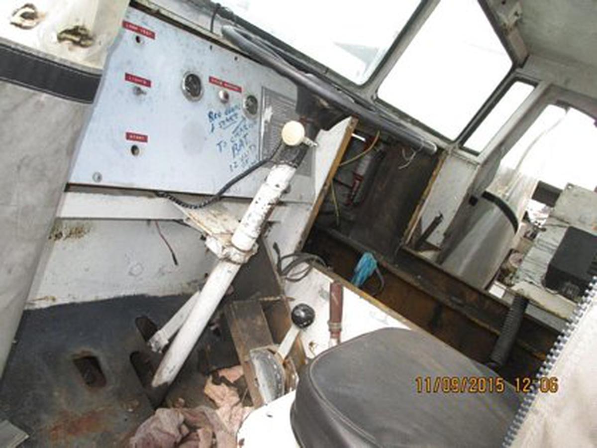 Push Back Tractor Hough-Paymover T-225 SL