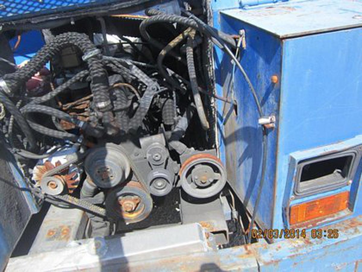 1998 Lift-A-Loft APV- LAV