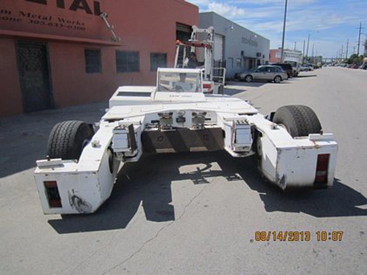 Towbarless Push Back Tractor TLD TPX-200