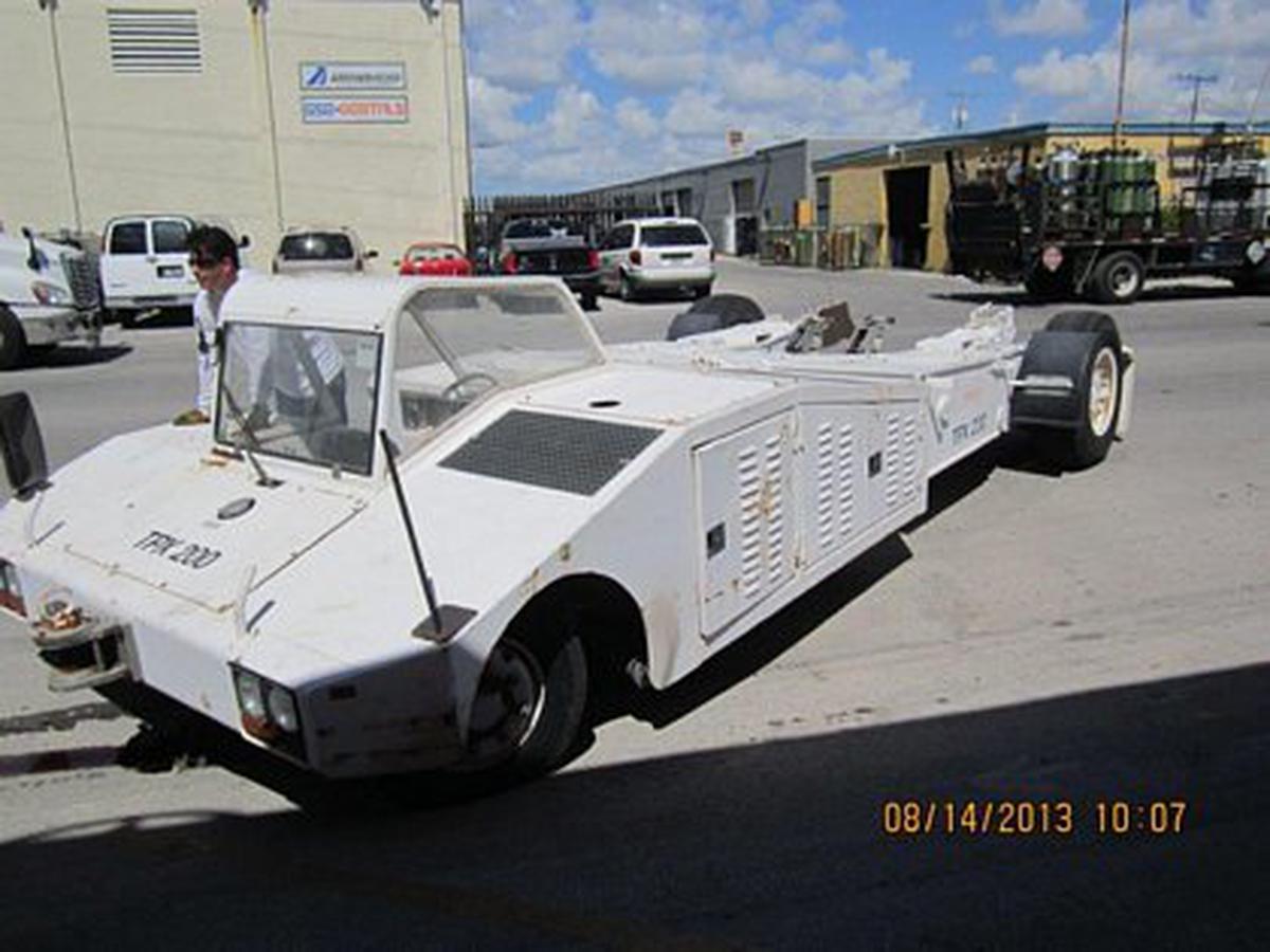 Towbarless Push Back Tractor TLD TPX-200