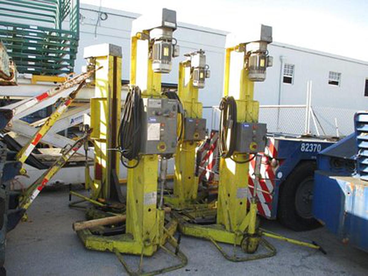 1983 Sefac 1200M50- Mobile Motor Lift
