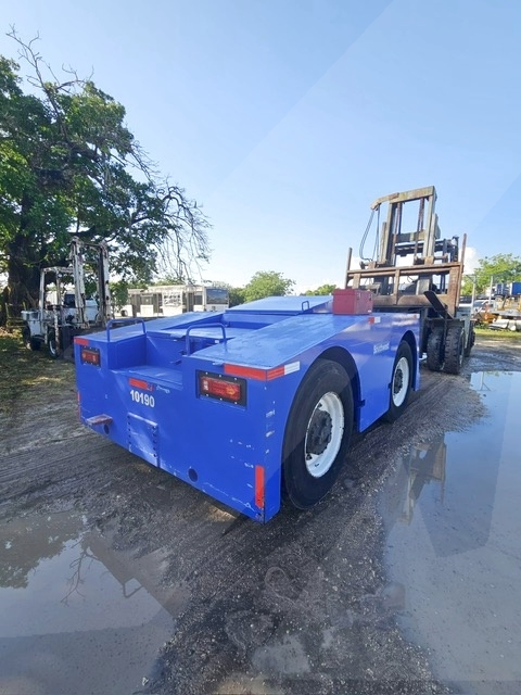 Push Back Tractor FMC B350E