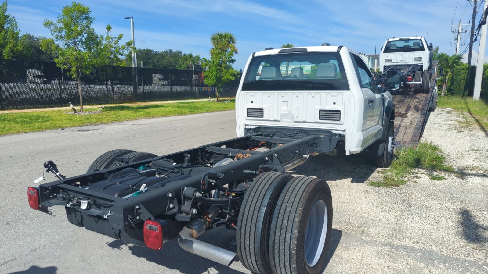 Truck Chassis Ford F-600