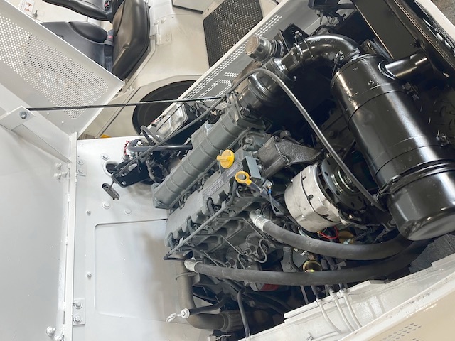 Baggage Tractor Tug M1A30