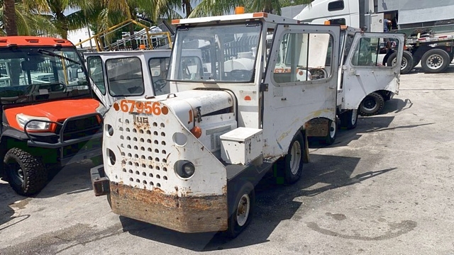 Baggage Tractor Tug MA-50 CAB