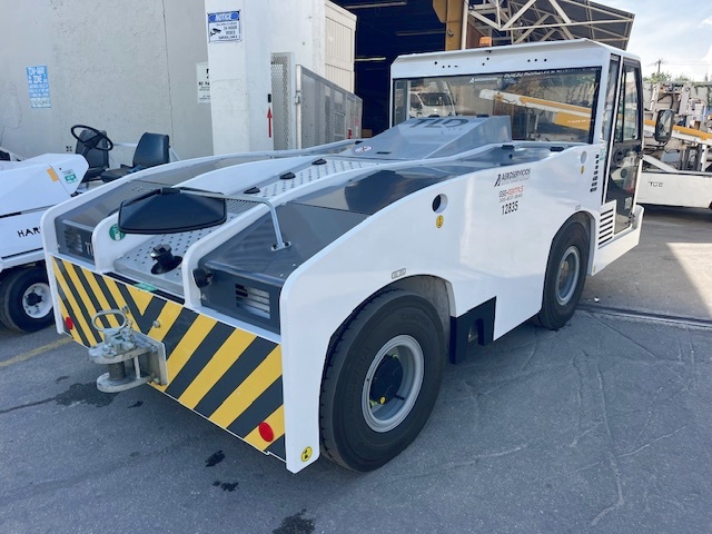 Push Back Tractor TLD TMX-150-15 Tier 4F