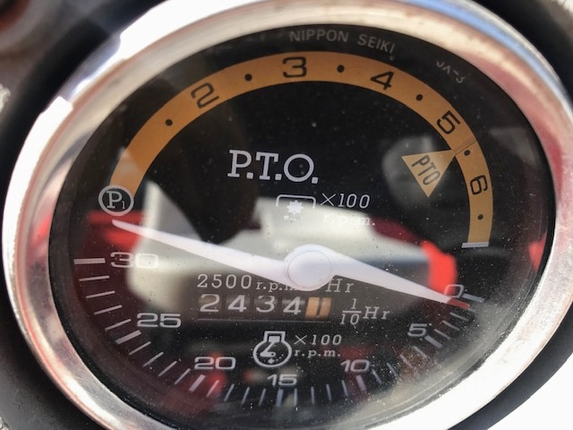 Baggage Tractor Massey Ferguson MF-1030