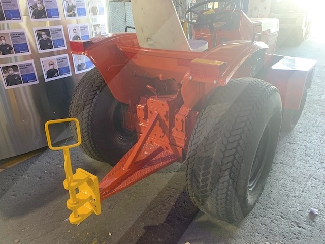 Baggage Tractor Massey Ferguson MF-1030