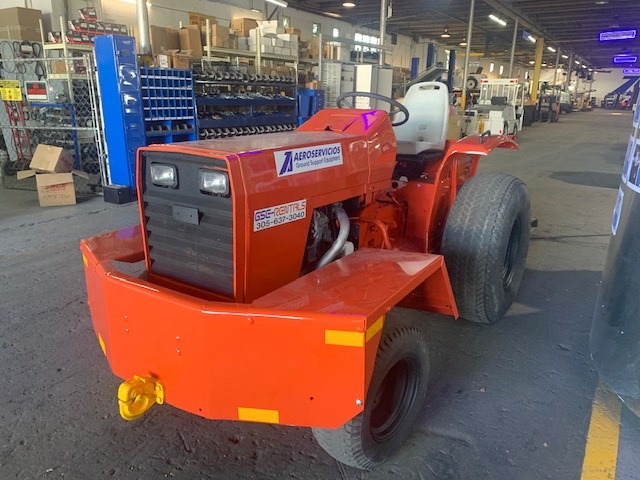 Baggage Tractor Massey Ferguson MF-1030
