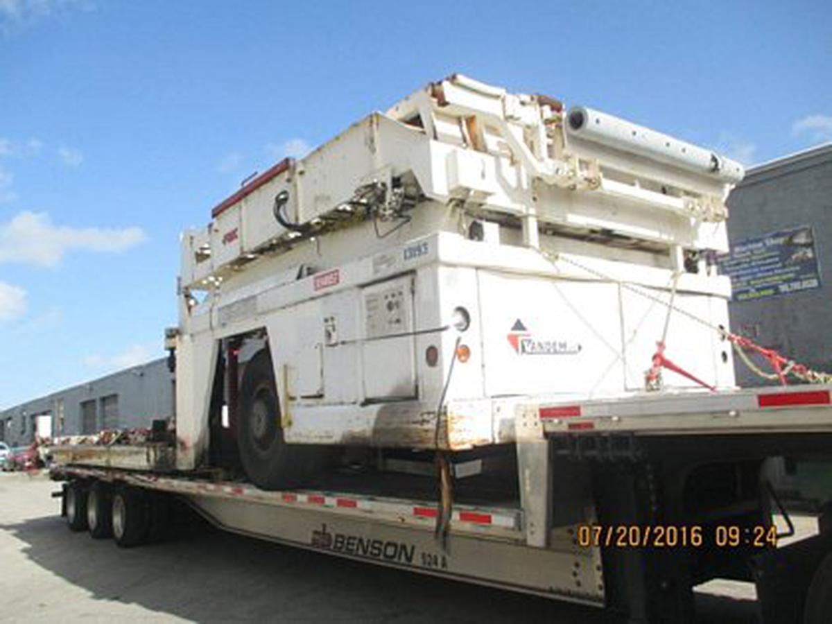 Main Deck Loader FMC MDL-60