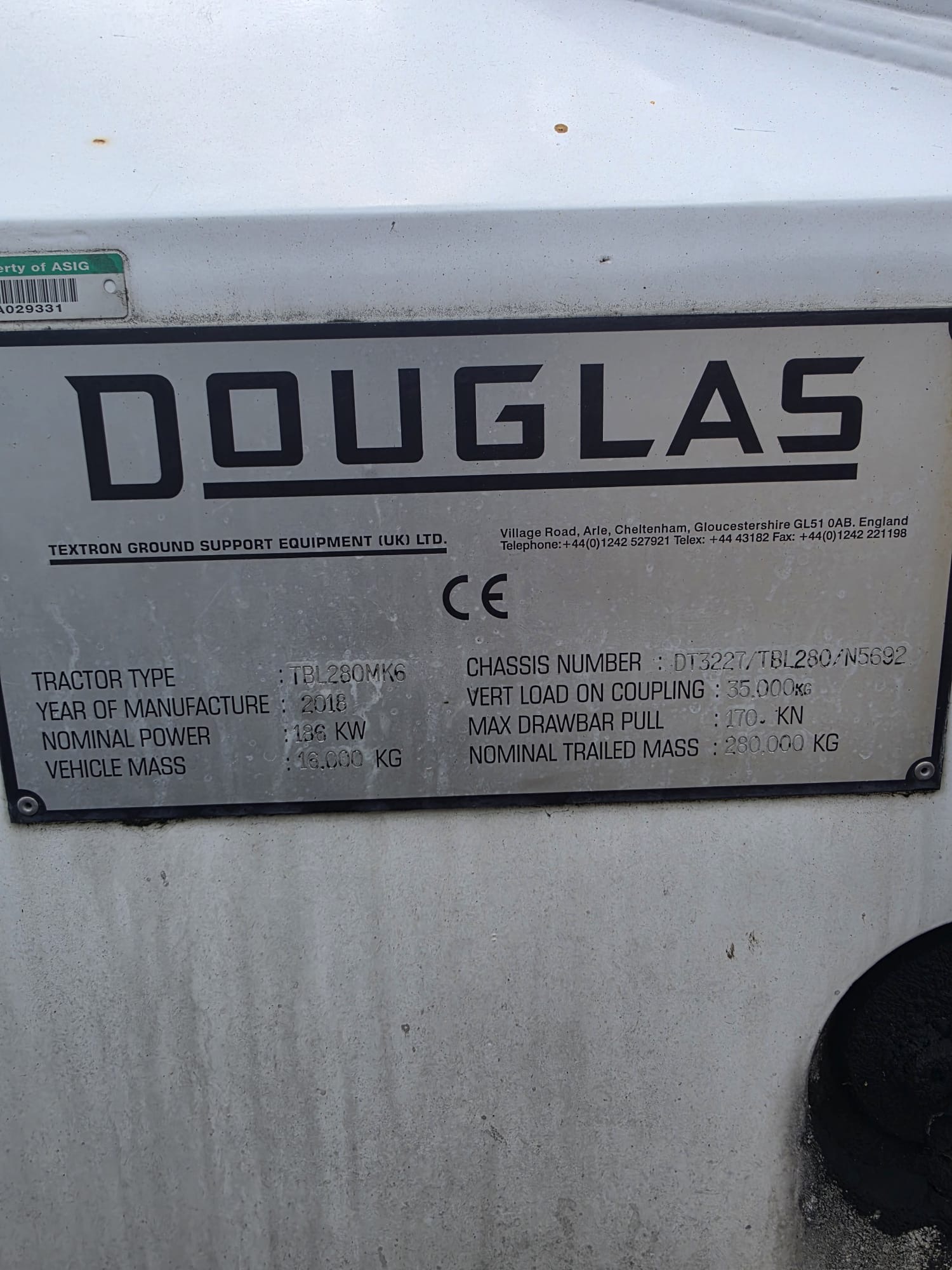 Towbarless Push Back Tractor Douglas TBL280MK6