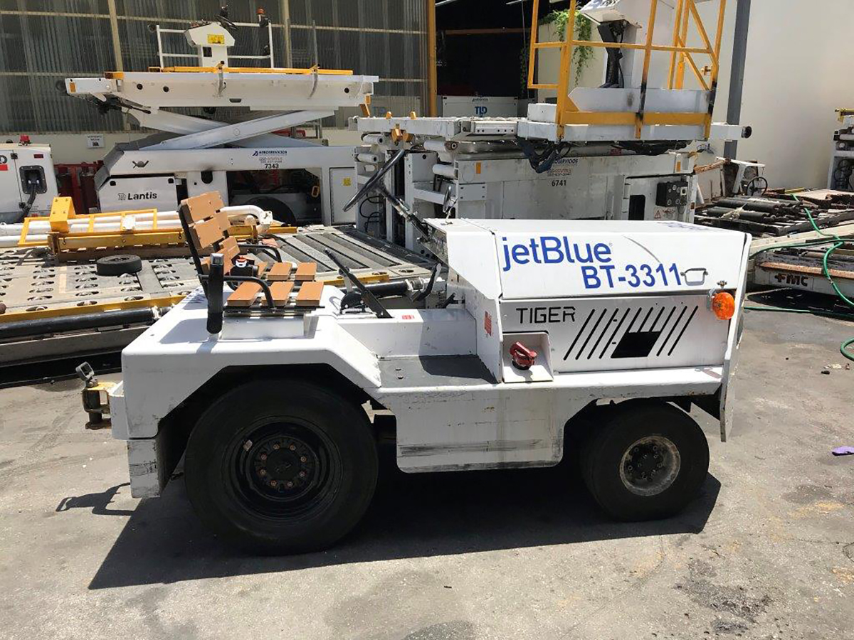 Baggage Tractor TIG-40