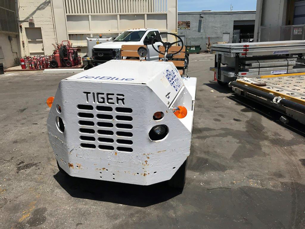 Baggage Tractor TIG-40