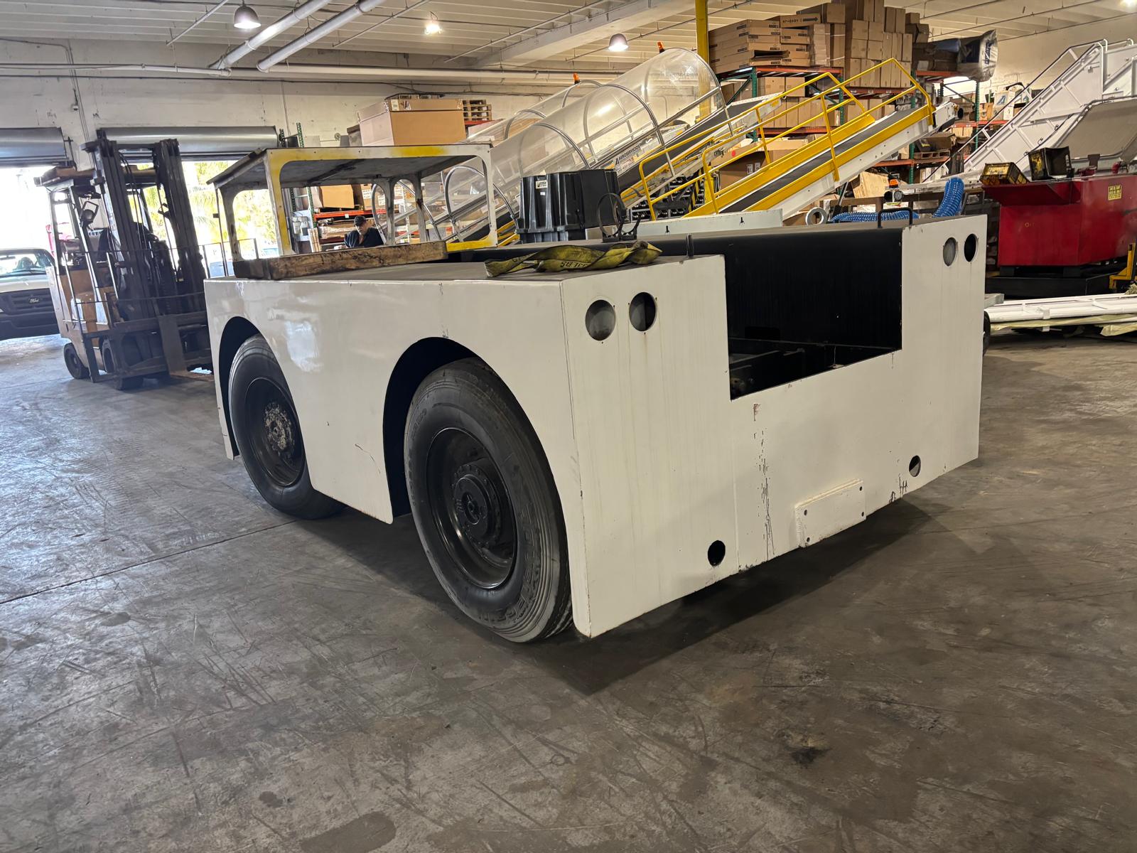 Push Back Tractor B-320