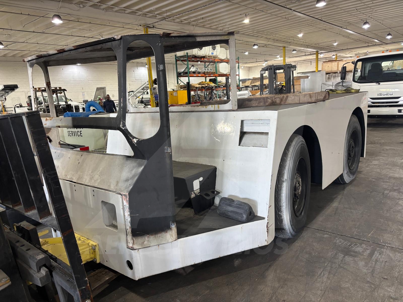 Push Back Tractor B-320