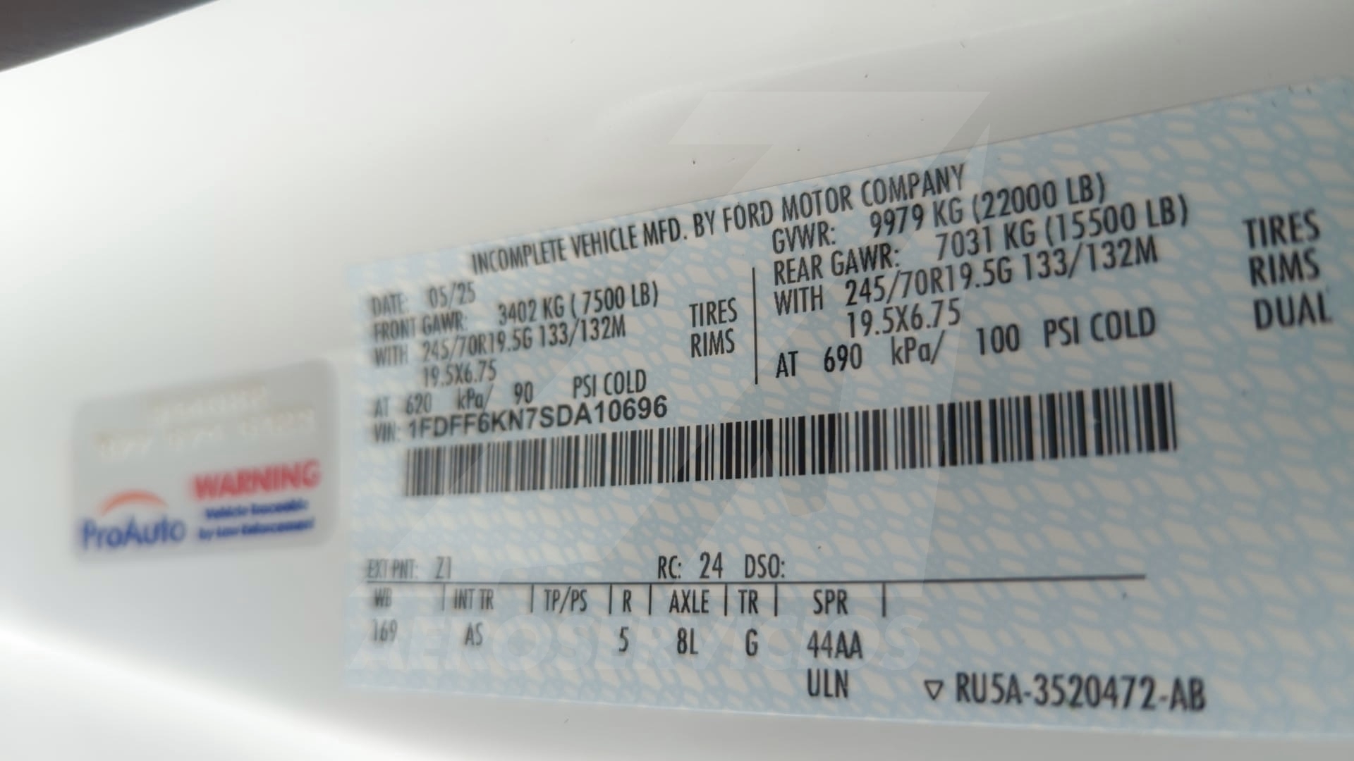 Truck Chassis Ford F-600