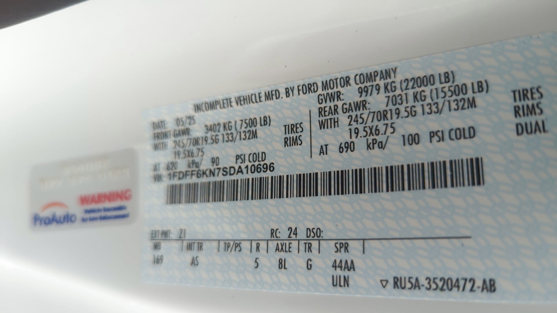 Truck Chassis Ford F-600