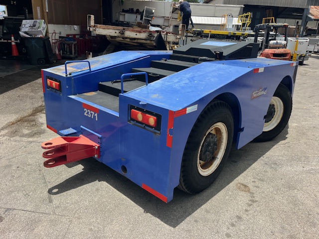 Push Back Tractor FMC B-350