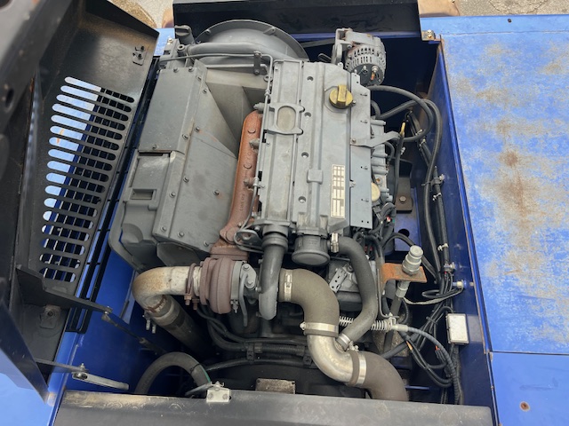 Push Back Tractor FMC B-350