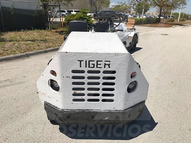 Baggage Tractor TIG-40