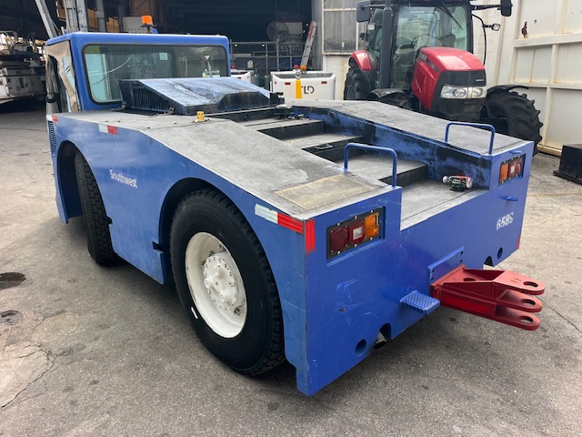 Push Back Tractor FMC B-350