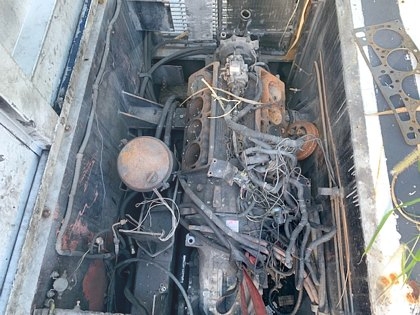 Push Back Tractor S&S GT-1628