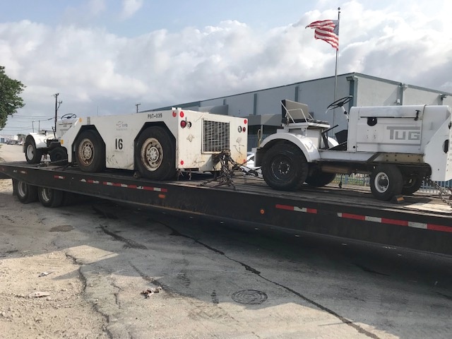 Push Back Tractor S&S GT-1628