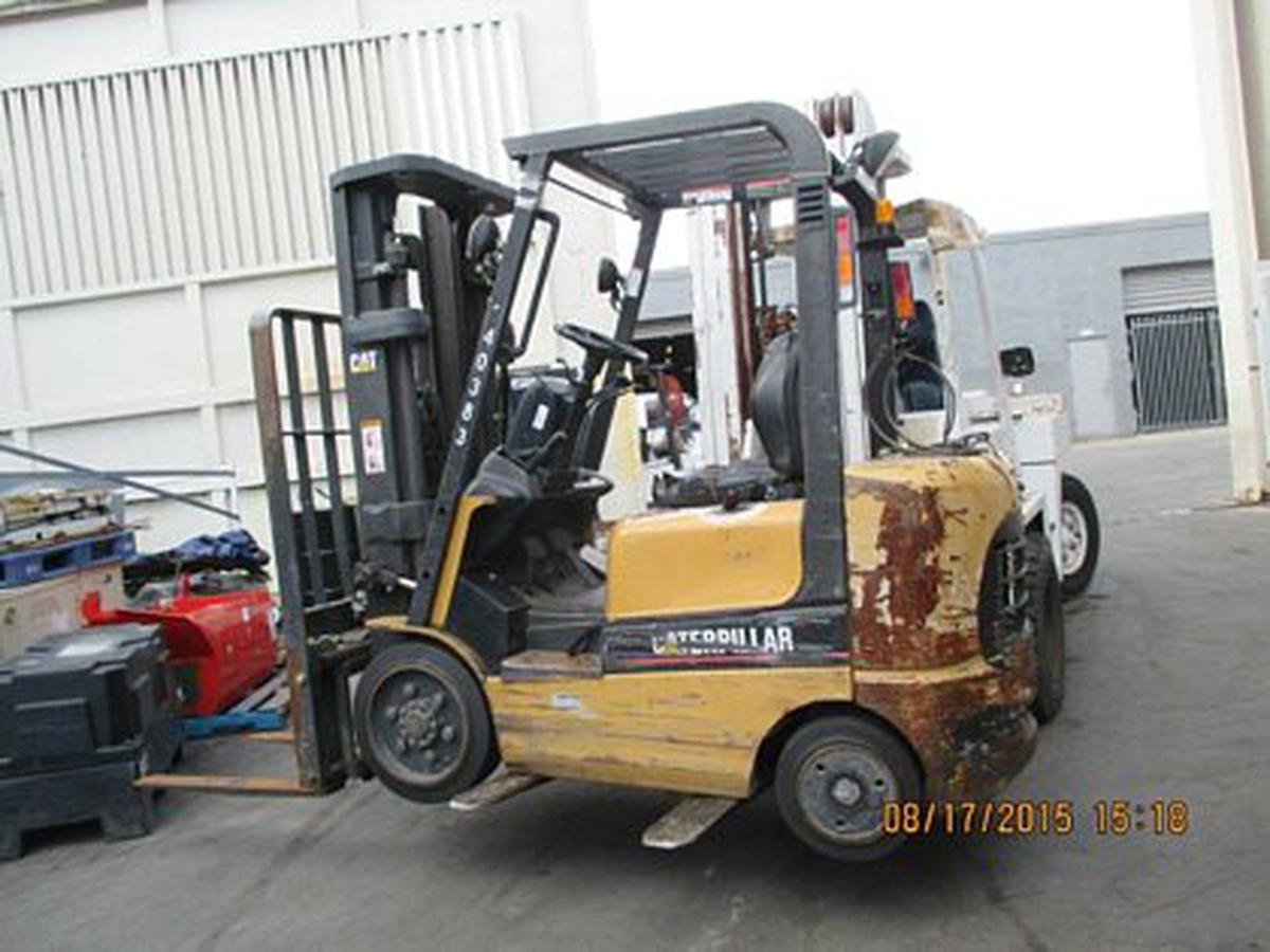 2003 Caterpillar GC20K