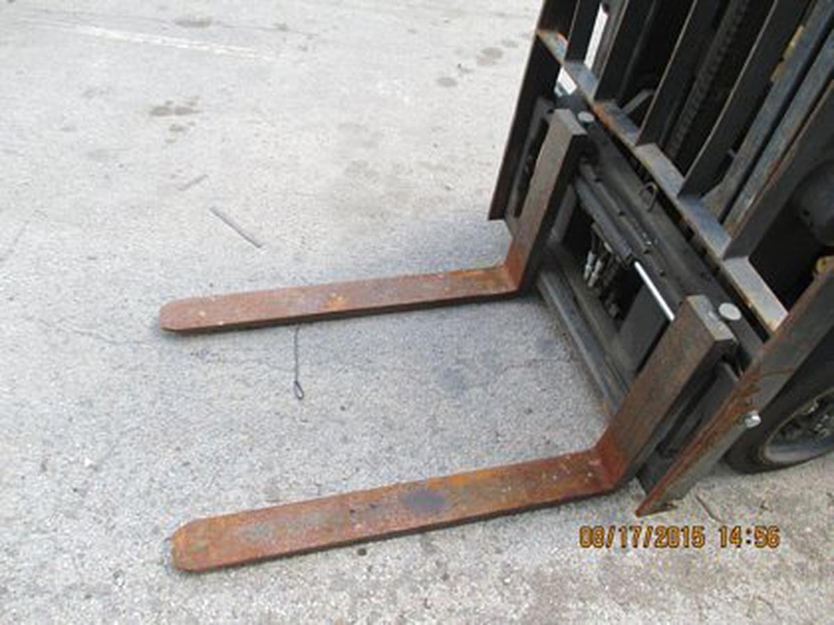 2003 Caterpillar GC20K